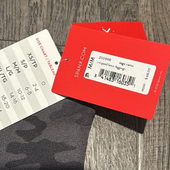 Spanx Cropped Look At Me Now Seamless Leggings Size Medium Brand New With Tags - Picture 6 of 7